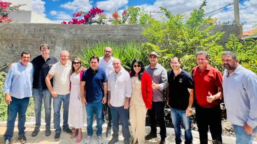 Prefeitos baianos cobram avanço de obras e criticam falta de ações concretas do governo estadual